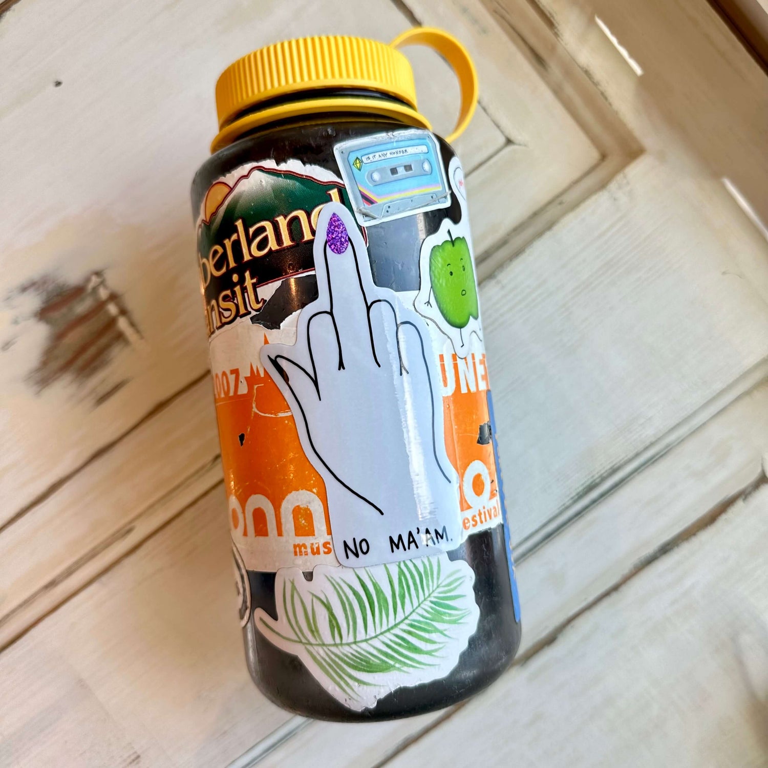 Vinyl middle finger sticker with sparkly nail with words, "No ma&